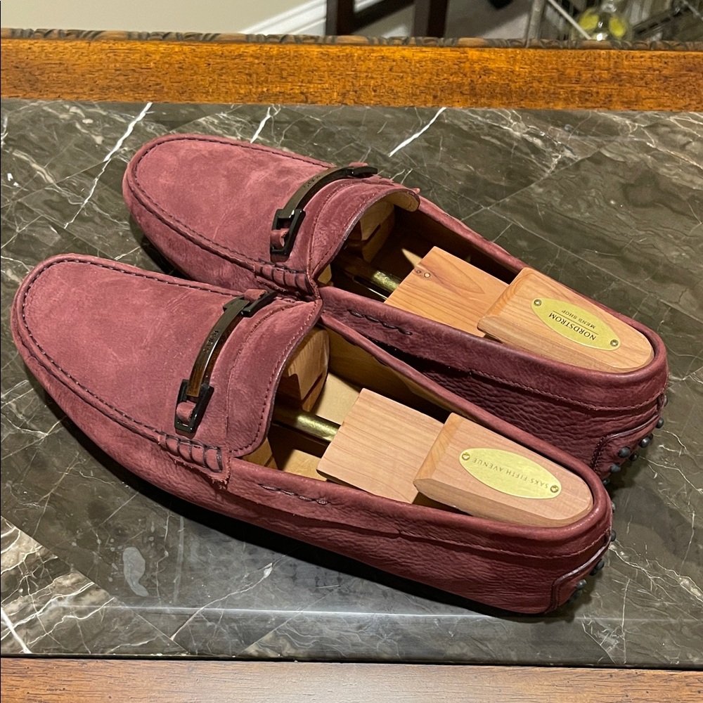 Men's Tods Burgundy suede driving loafers.